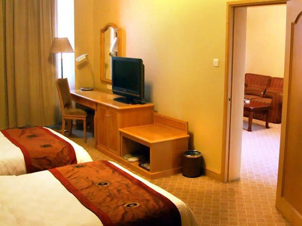 Hna Redbuds Hotel 長春 エクステリア 写真